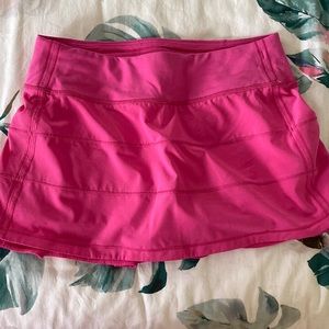 Lululemon sonic pink Pace Rival skirt with built in shorts size 6
